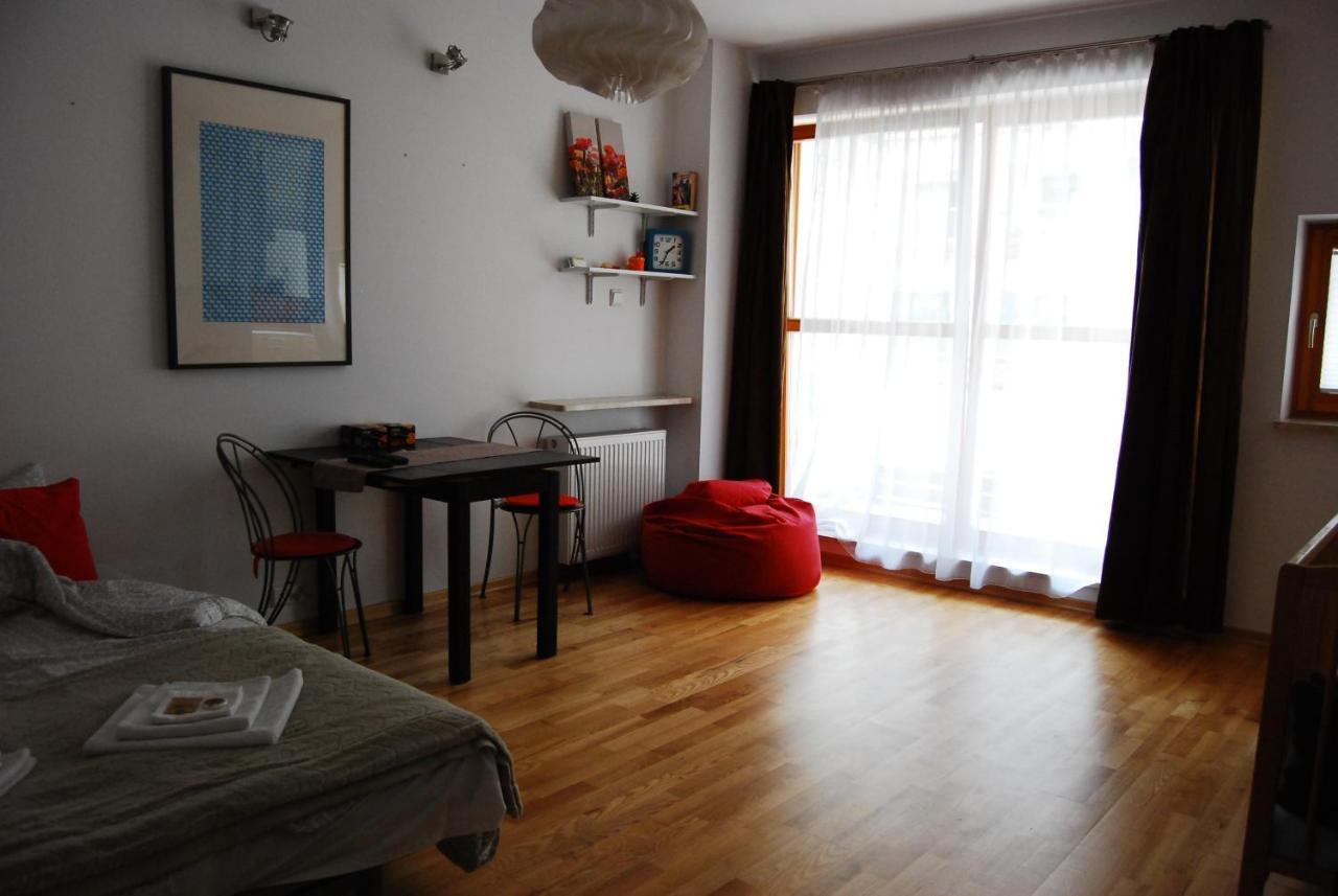 Apartament - Chelmska Olinek Warschau Buitenkant foto